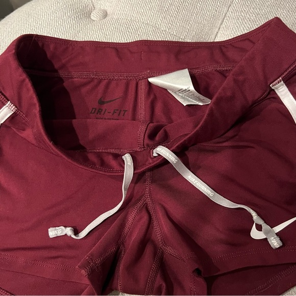 Nike maroon spandex shorts with drawstring - Picture 7 of 13